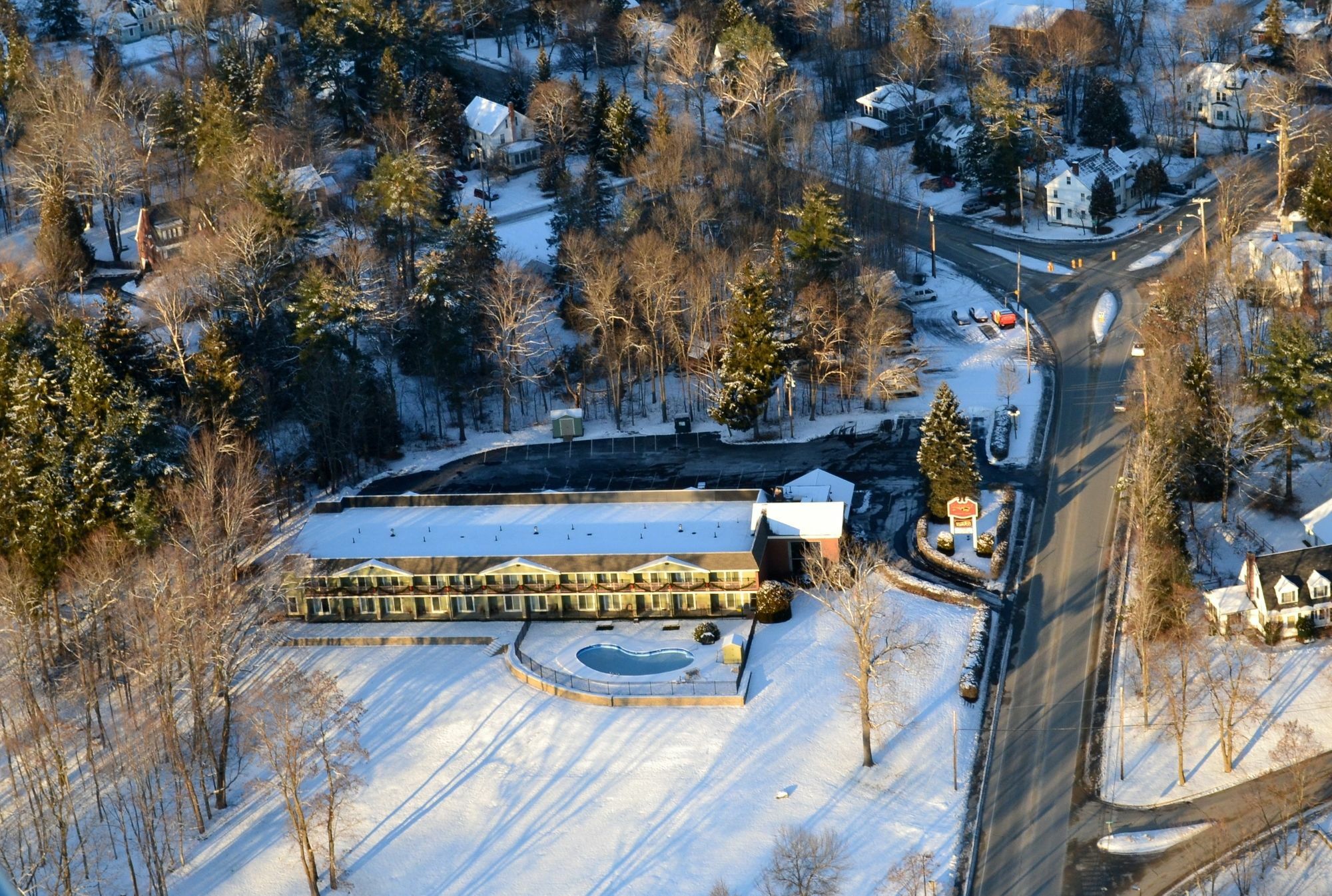 University Inn Academic Suites Orono Екстер'єр фото